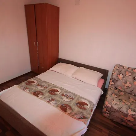 Tajci Apartament *
