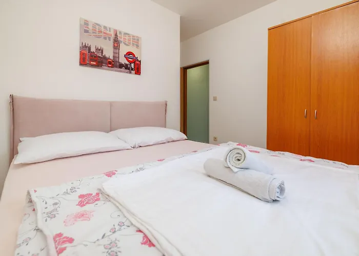 Tajci Apartman Jadranovo