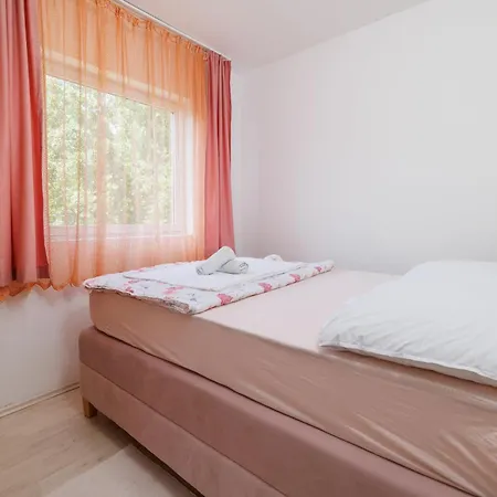 Tajci Appartamento Jadranovo