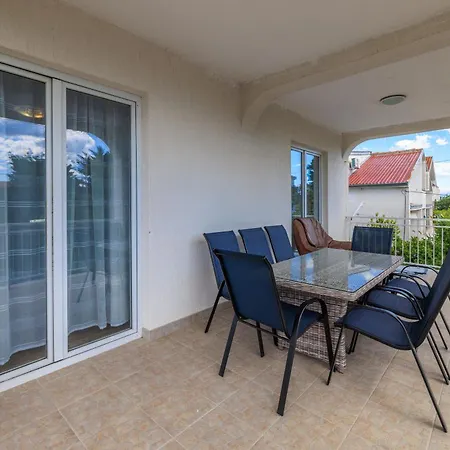 Lägenhet Tajci Jadranovo